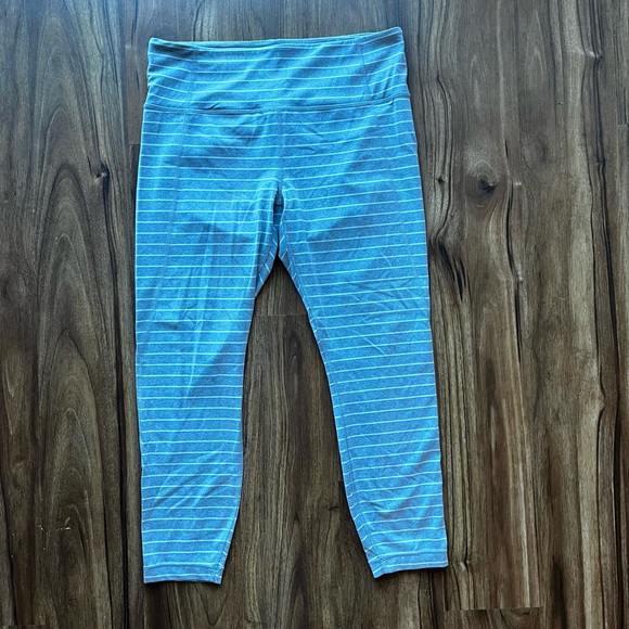 Athleta Leggings EUC - Picture 2 of 4